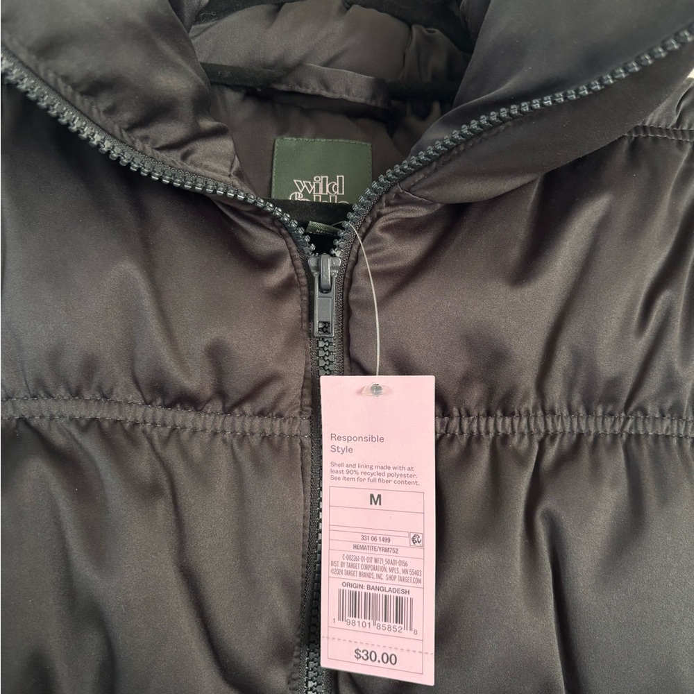 Wild Fable Black Puffer Vest - Cropped - Size M - NWT - Picture 5 of 5